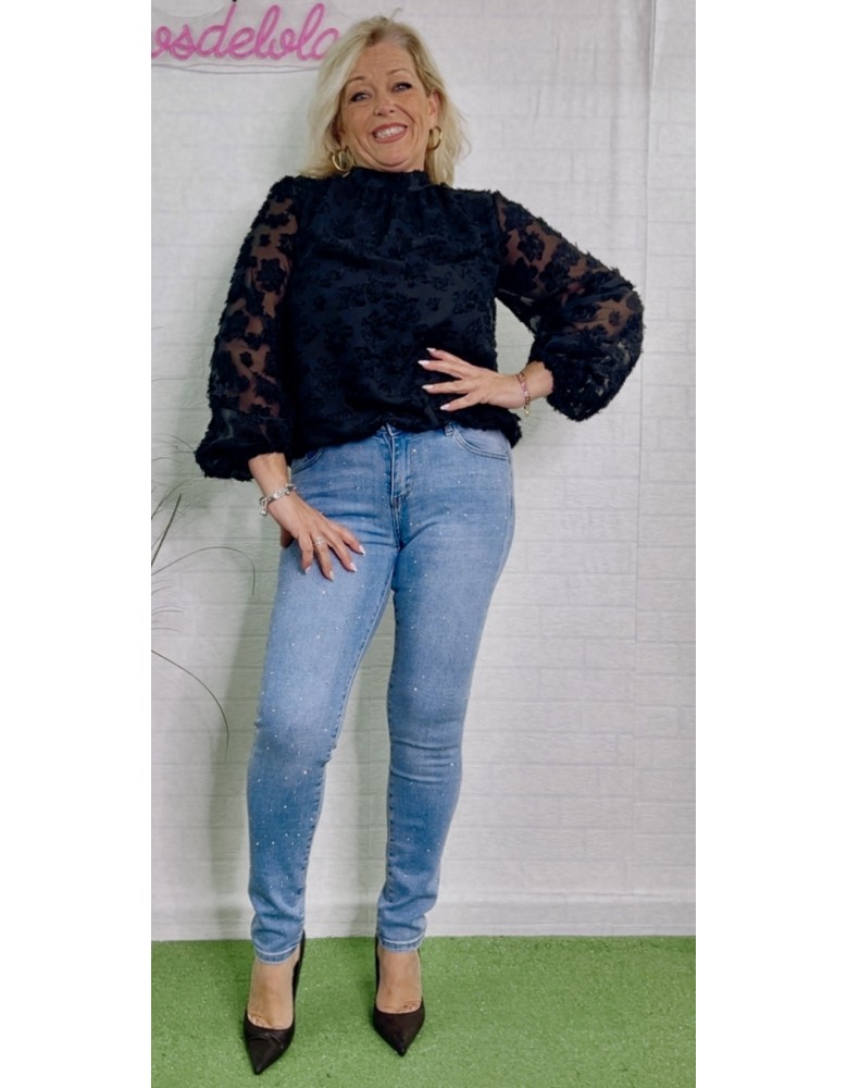 564 VAQUERO ESCONDIDO