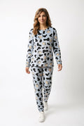 PIJAMA DE MUJER ESTAMPADO DE VACAS