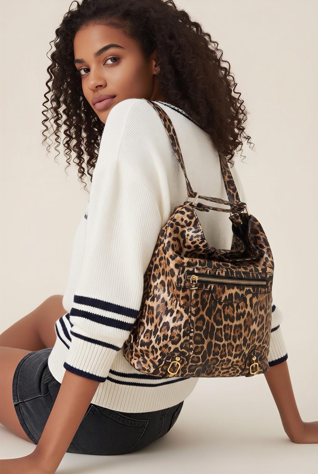 BOLSO DE MUJER LEOPARDO CON BOLSILLOS Y ASA CORTA – DAKOTA