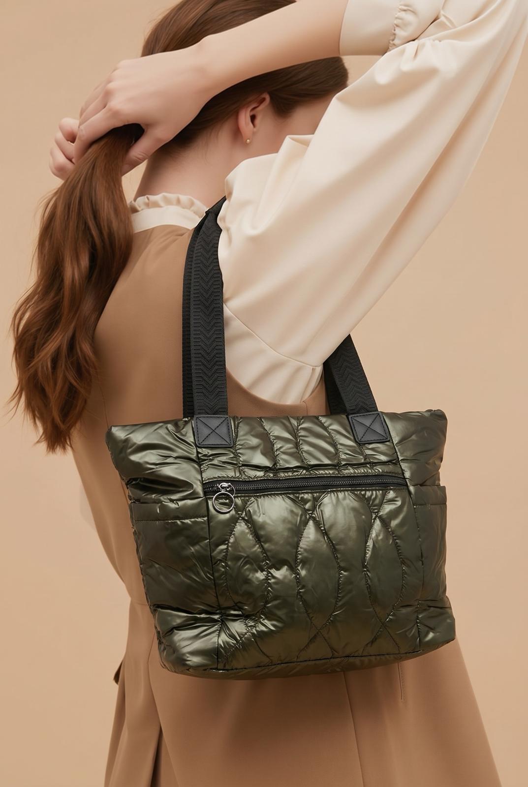 BOLSO SHOPPER ACOLCHADO VERDE CAQUI – OLIVIA