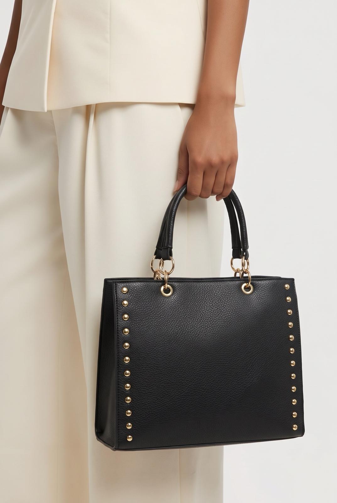 BOLSO DE MUJER NEGRO CON DETALLES DORADOS – SOFÍA